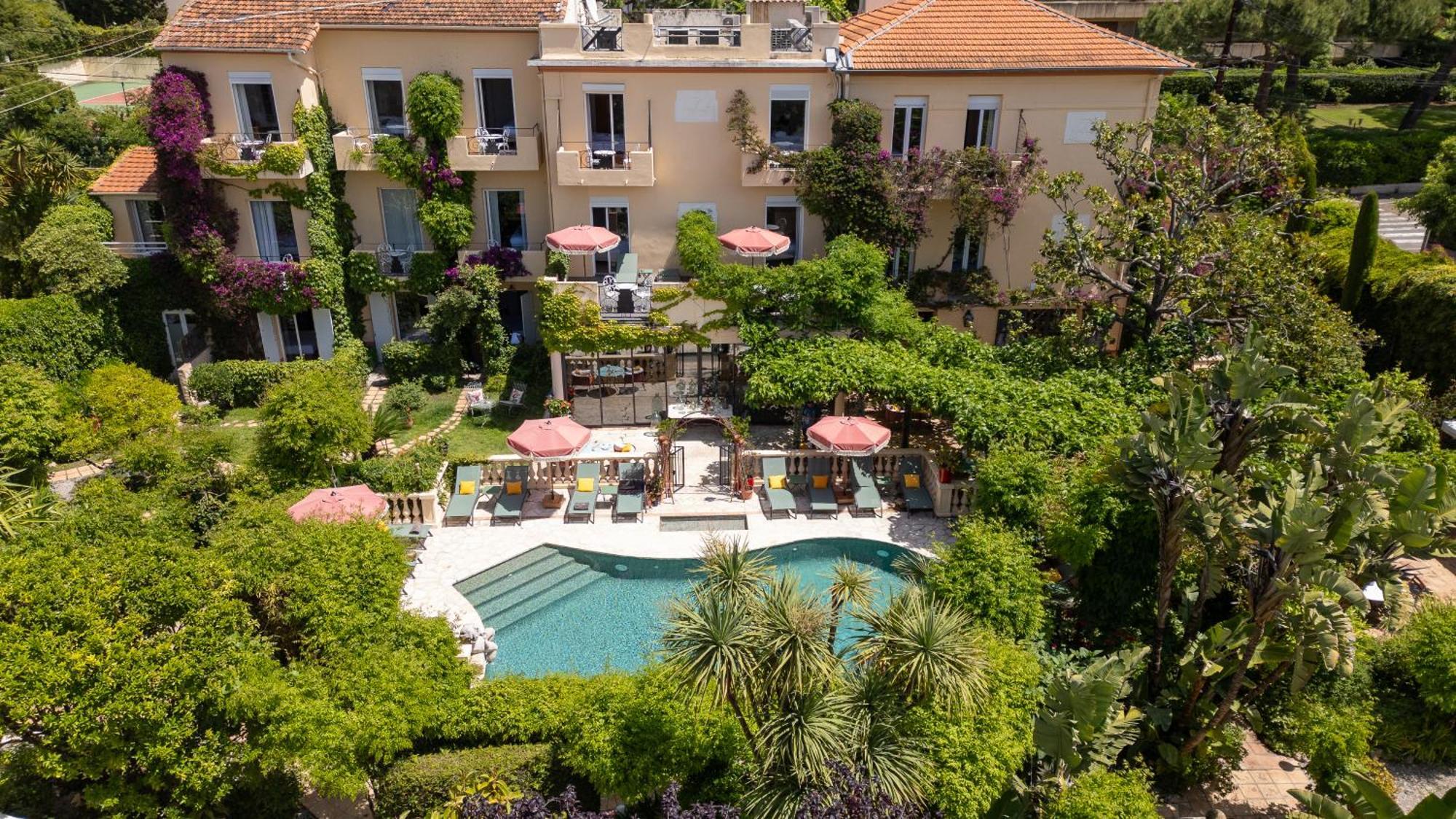 Hôtel Sainte Valérie Juan-les-Pins Exterior foto